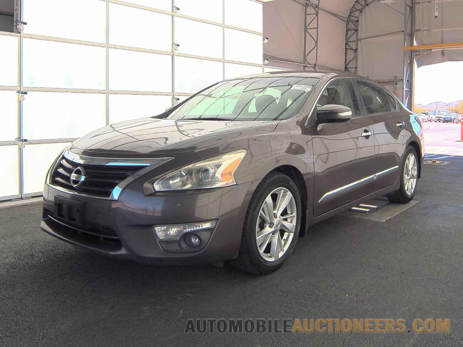 1N4AL3AP7FC116818 Nissan Altima 2015