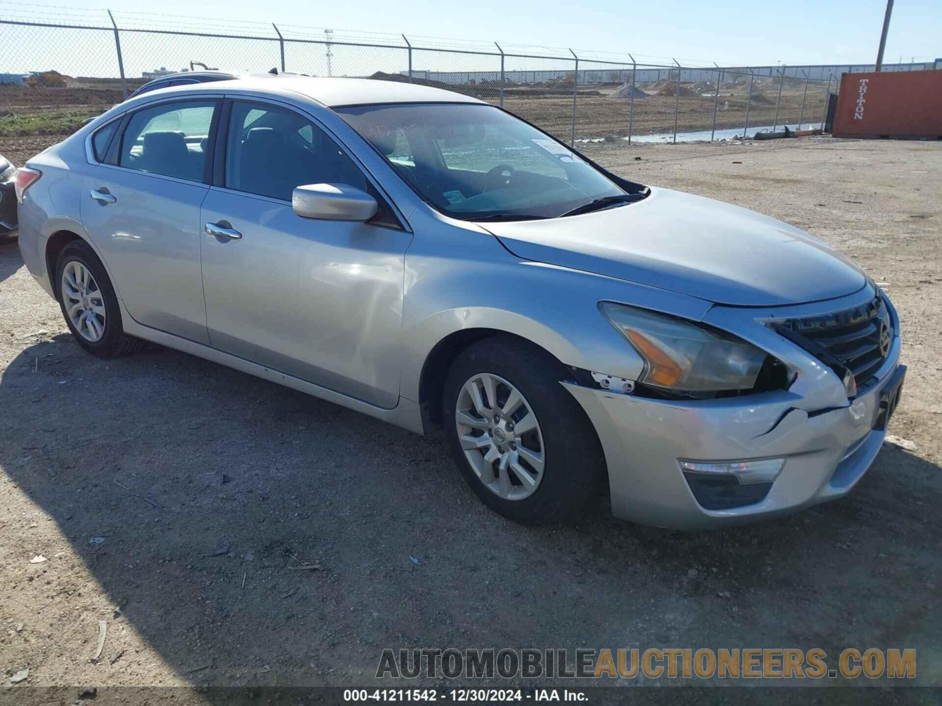 1N4AL3AP7FC261633 NISSAN ALTIMA 2015