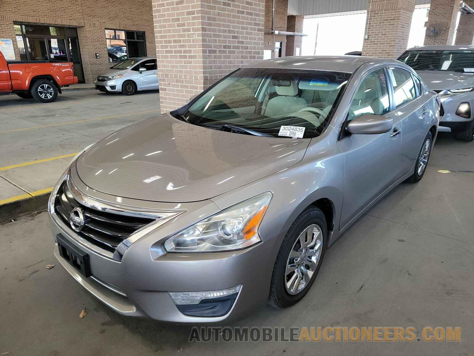 1N4AL3AP7FC273765 Nissan Altima 2015