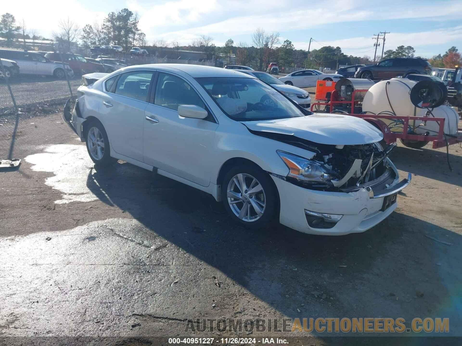 1N4AL3AP7FC451240 NISSAN ALTIMA 2015