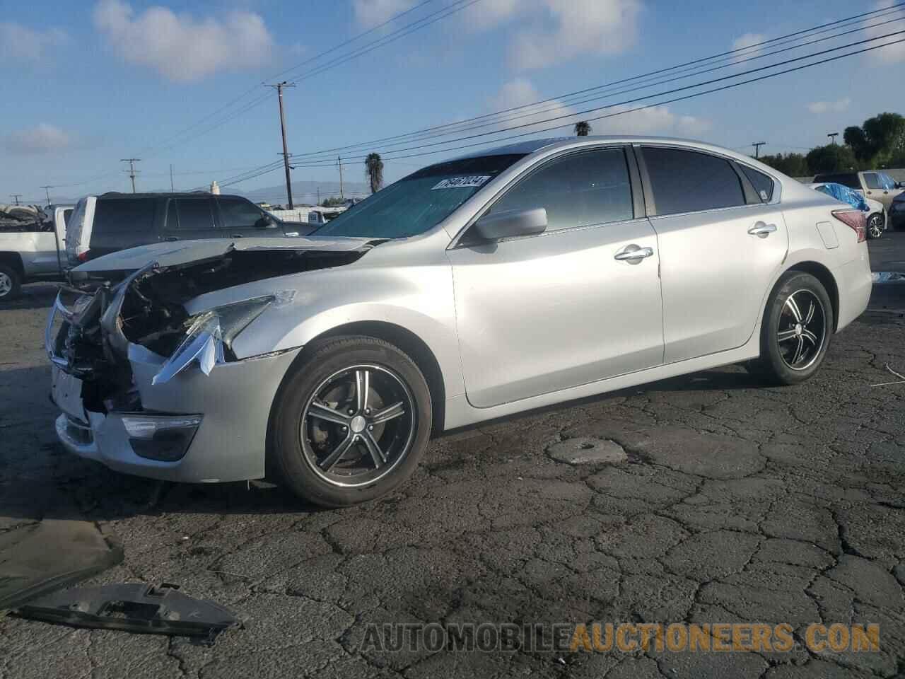 1N4AL3AP7FN888174 NISSAN ALTIMA 2015