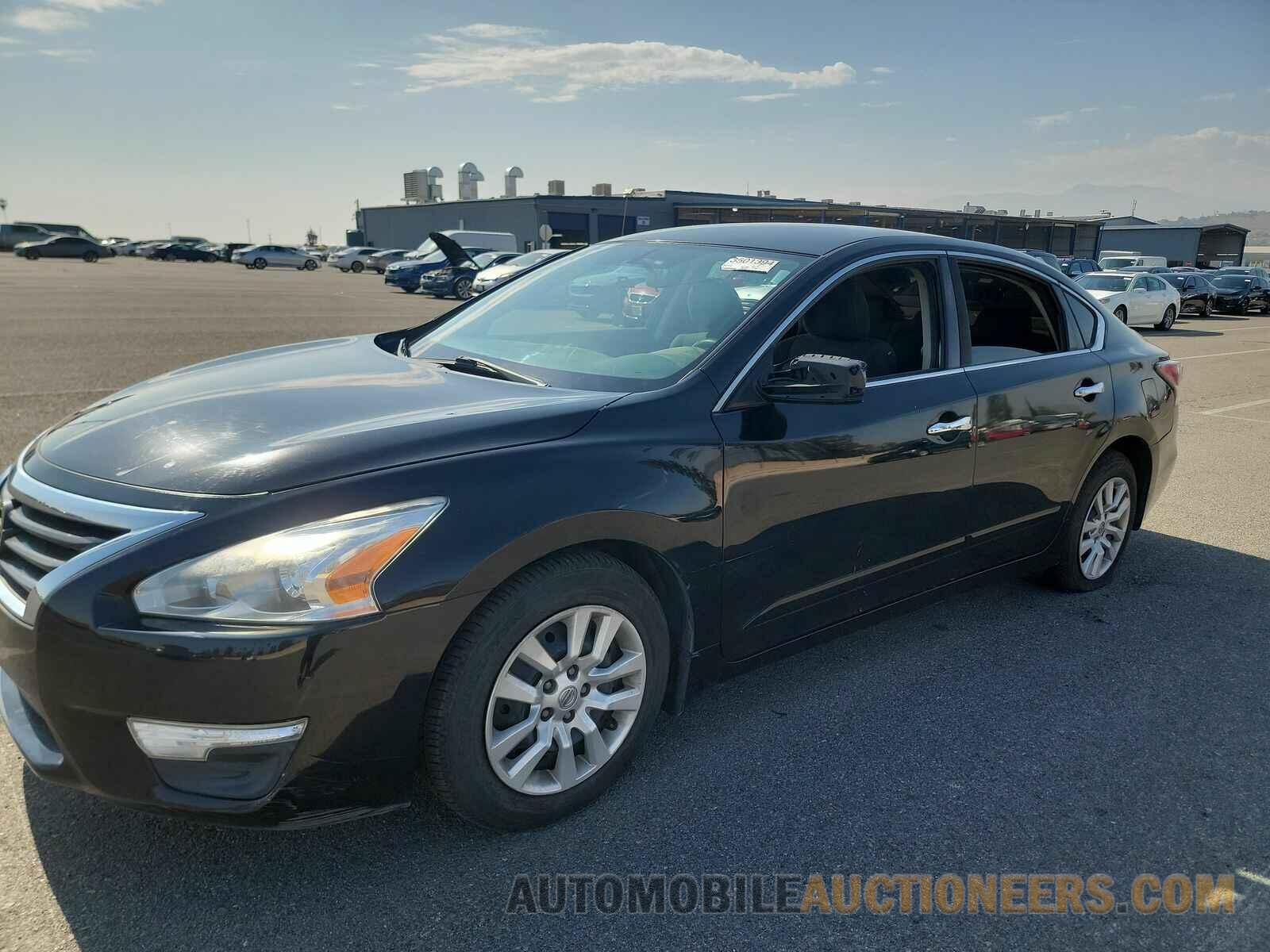 1N4AL3AP7FN913803 Nissan Altima 2015