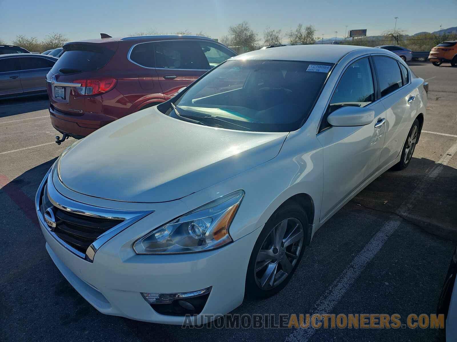 1N4AL3AP8FC419302 Nissan Altima 2015