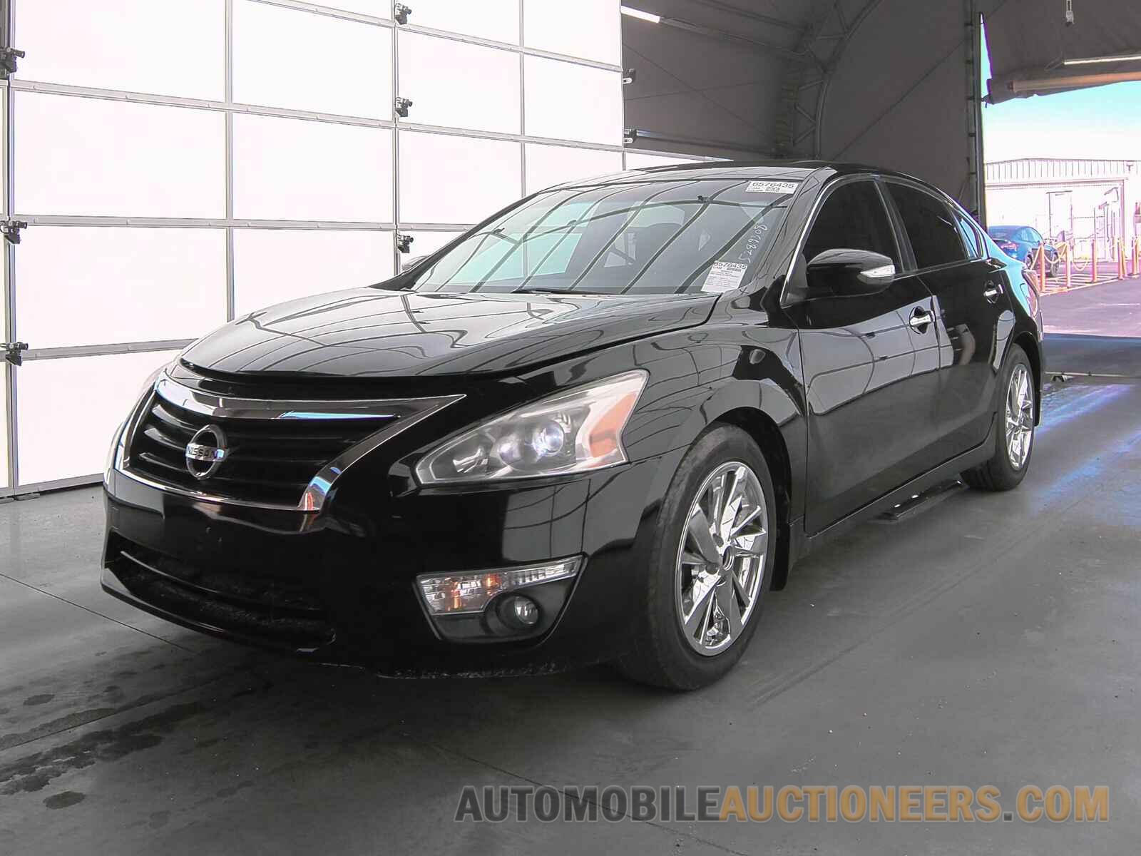 1N4AL3AP8FC453207 Nissan Altima 2015