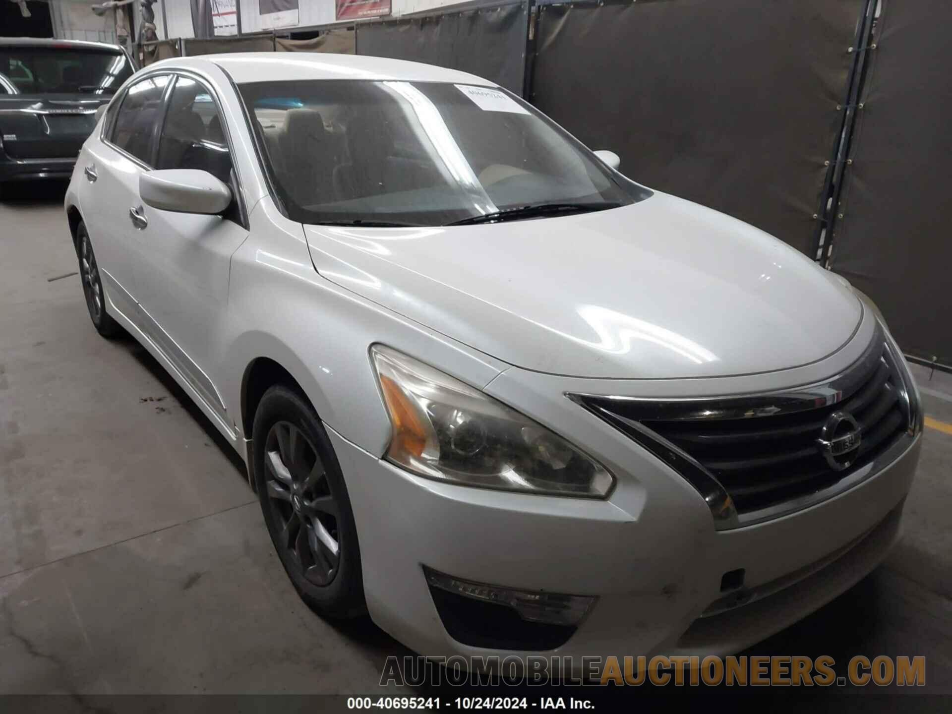 1N4AL3AP8FC588624 NISSAN ALTIMA 2015