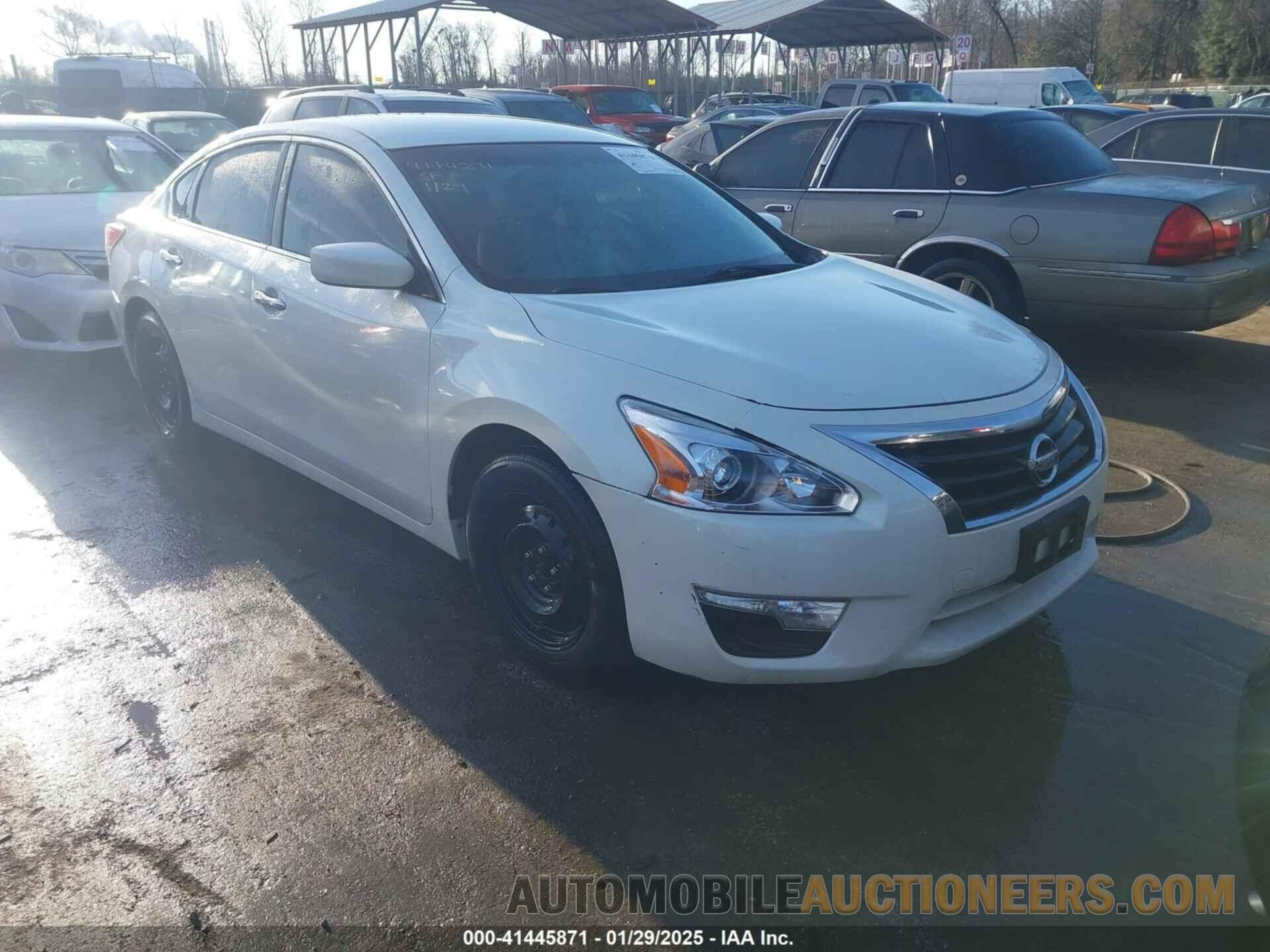 1N4AL3AP8FN319334 NISSAN ALTIMA 2015