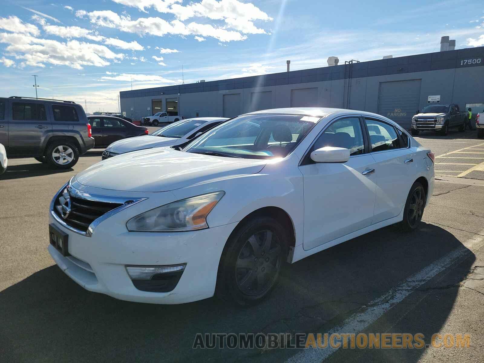 1N4AL3AP8FN387648 Nissan Altima 2015