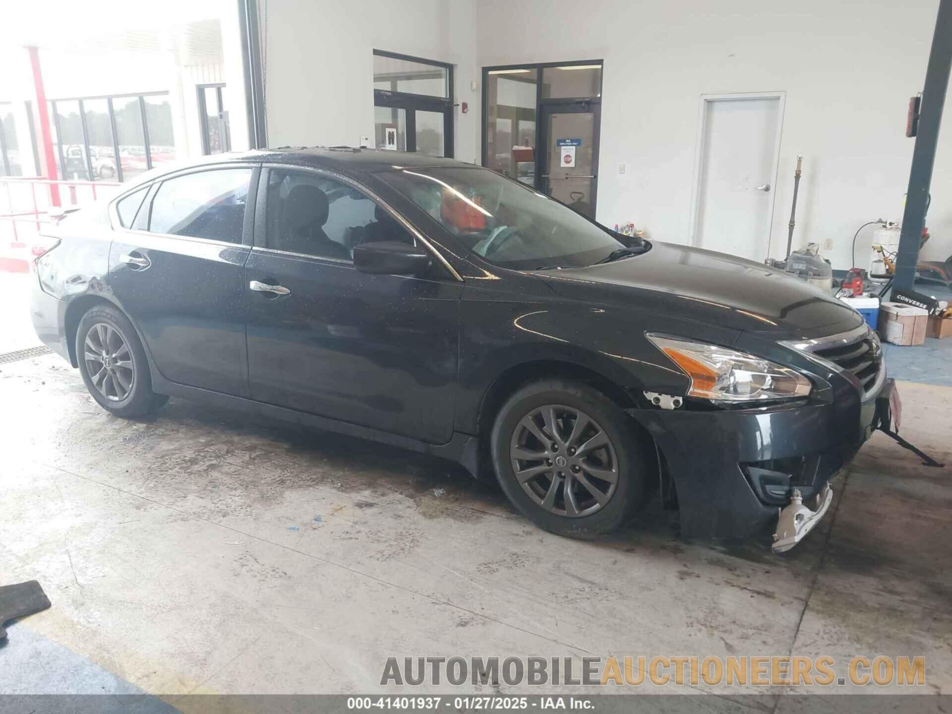 1N4AL3AP8FN403878 NISSAN ALTIMA 2015