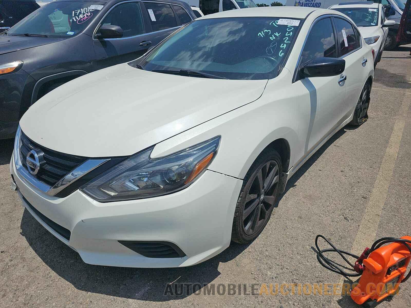 1N4AL3AP8HC204246 Nissan Altima 2017