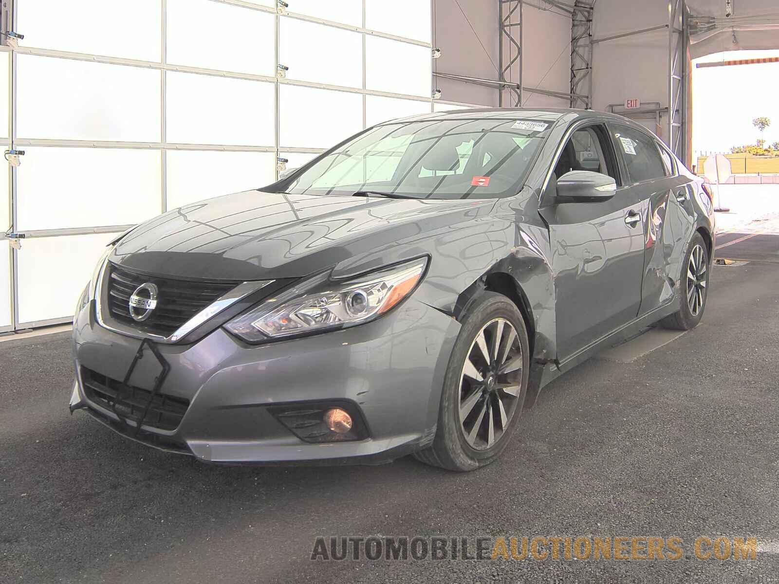 1N4AL3AP8JC226303 Nissan Altima 2018