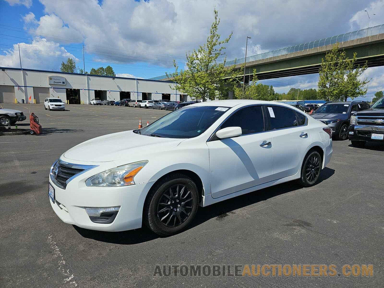 1N4AL3AP9FC279017 Nissan Altima 2015