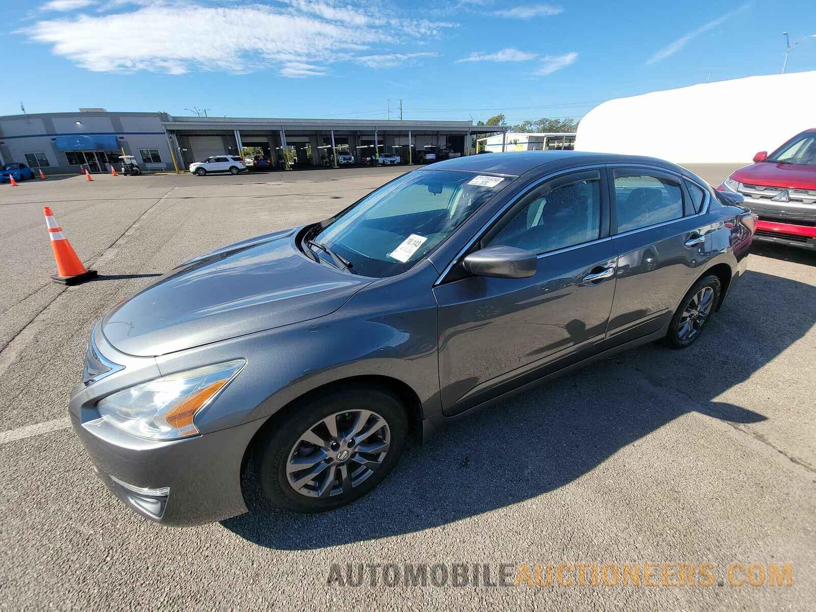 1N4AL3APXFN919773 Nissan Altima 2015