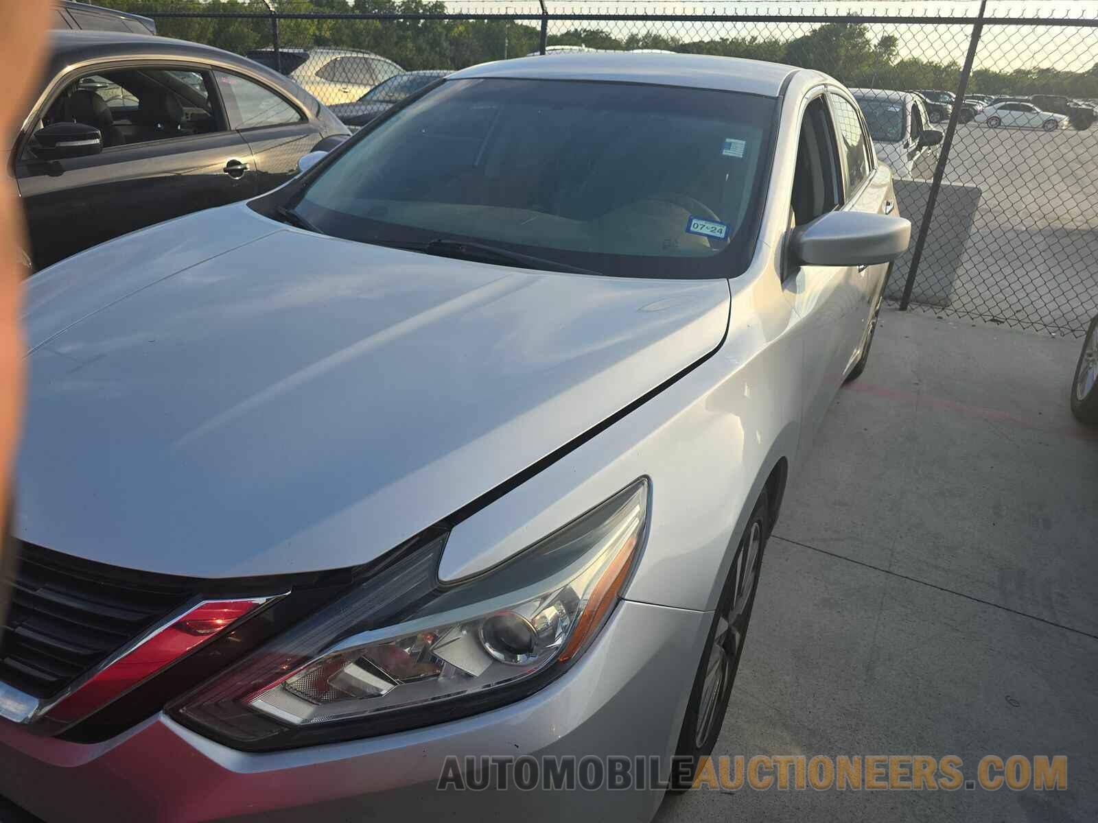 1N4AL3APXHC271348 Nissan Altima 2017