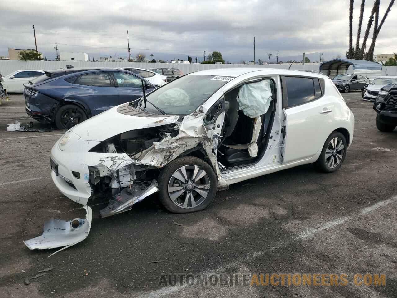 1N4AZ0CP0FC321455 NISSAN LEAF 2015