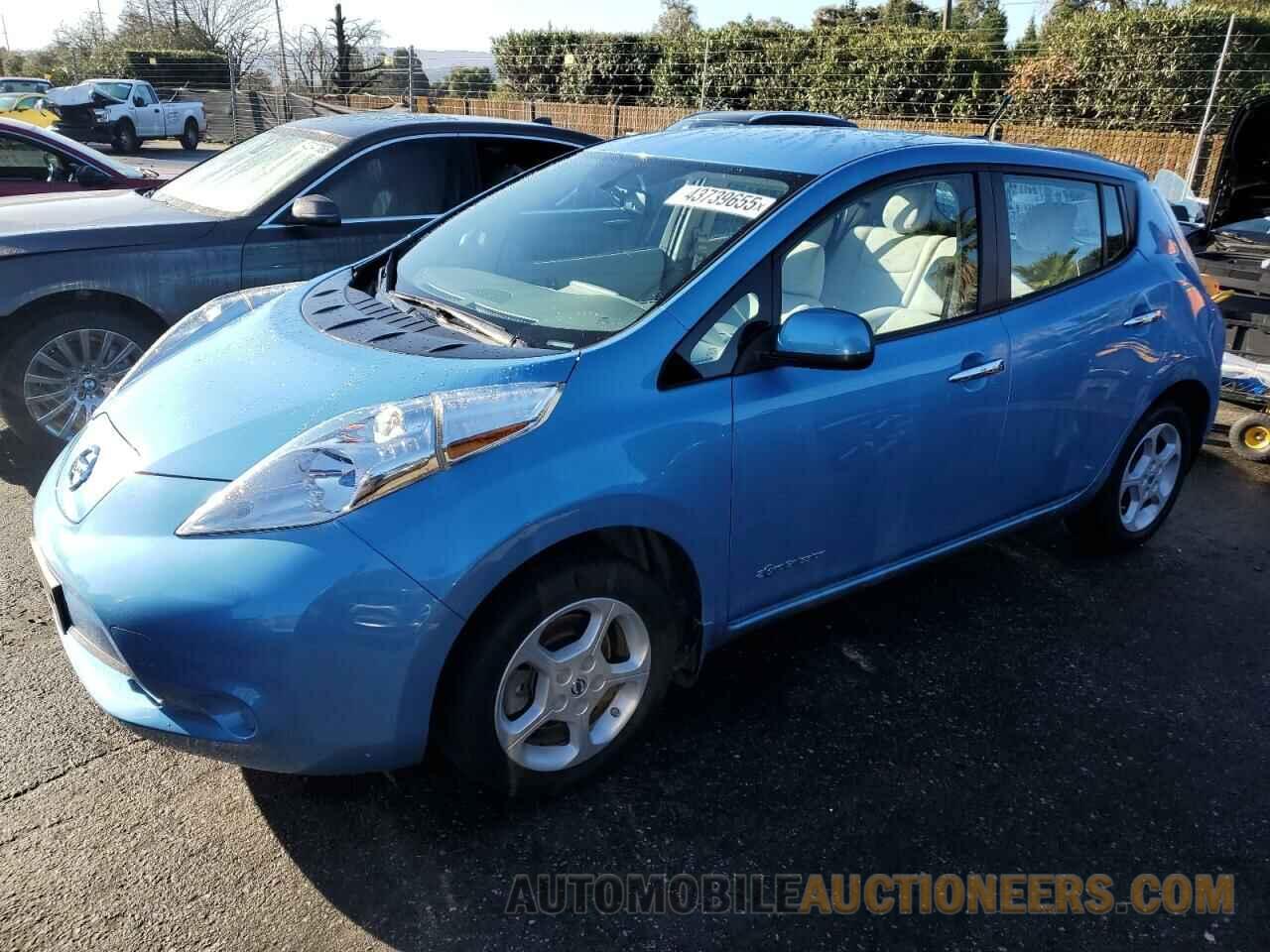 1N4AZ0CP5EC335818 NISSAN LEAF 2014