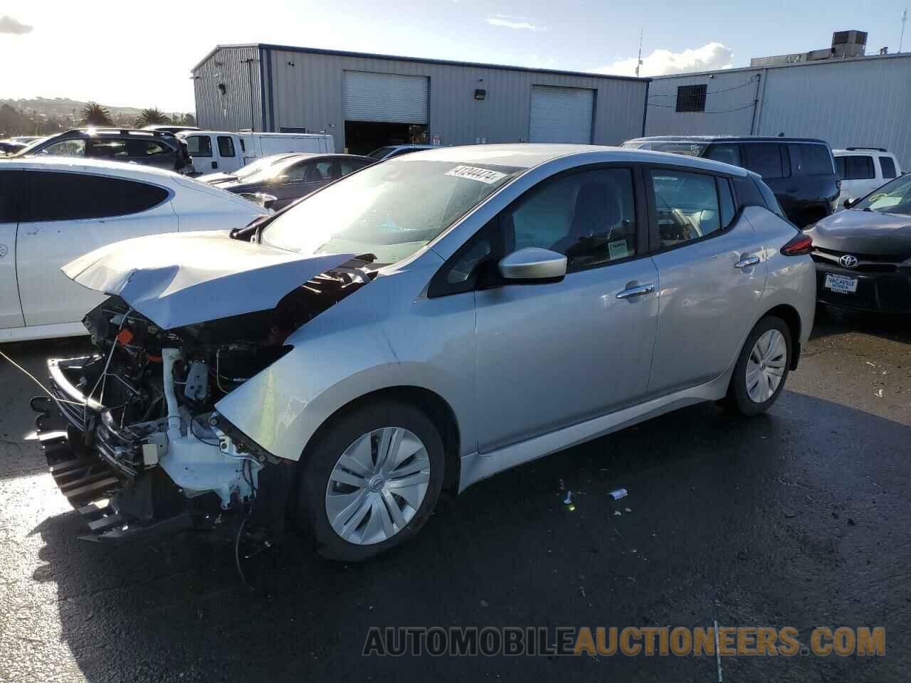 1N4AZ1BV2PC557404 NISSAN LEAF 2023