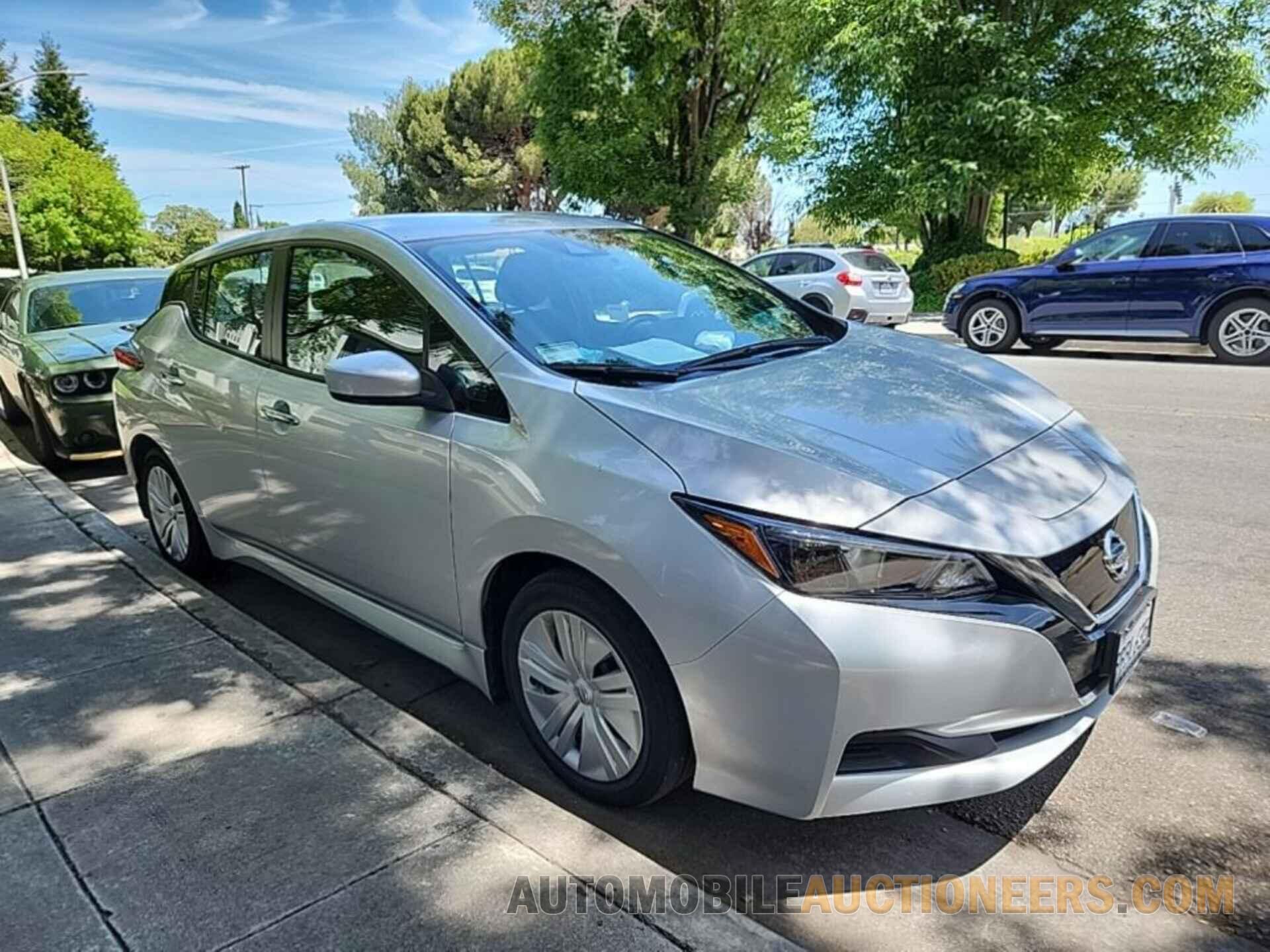 1N4AZ1BV5NC561055 NISSAN LEAF 2022