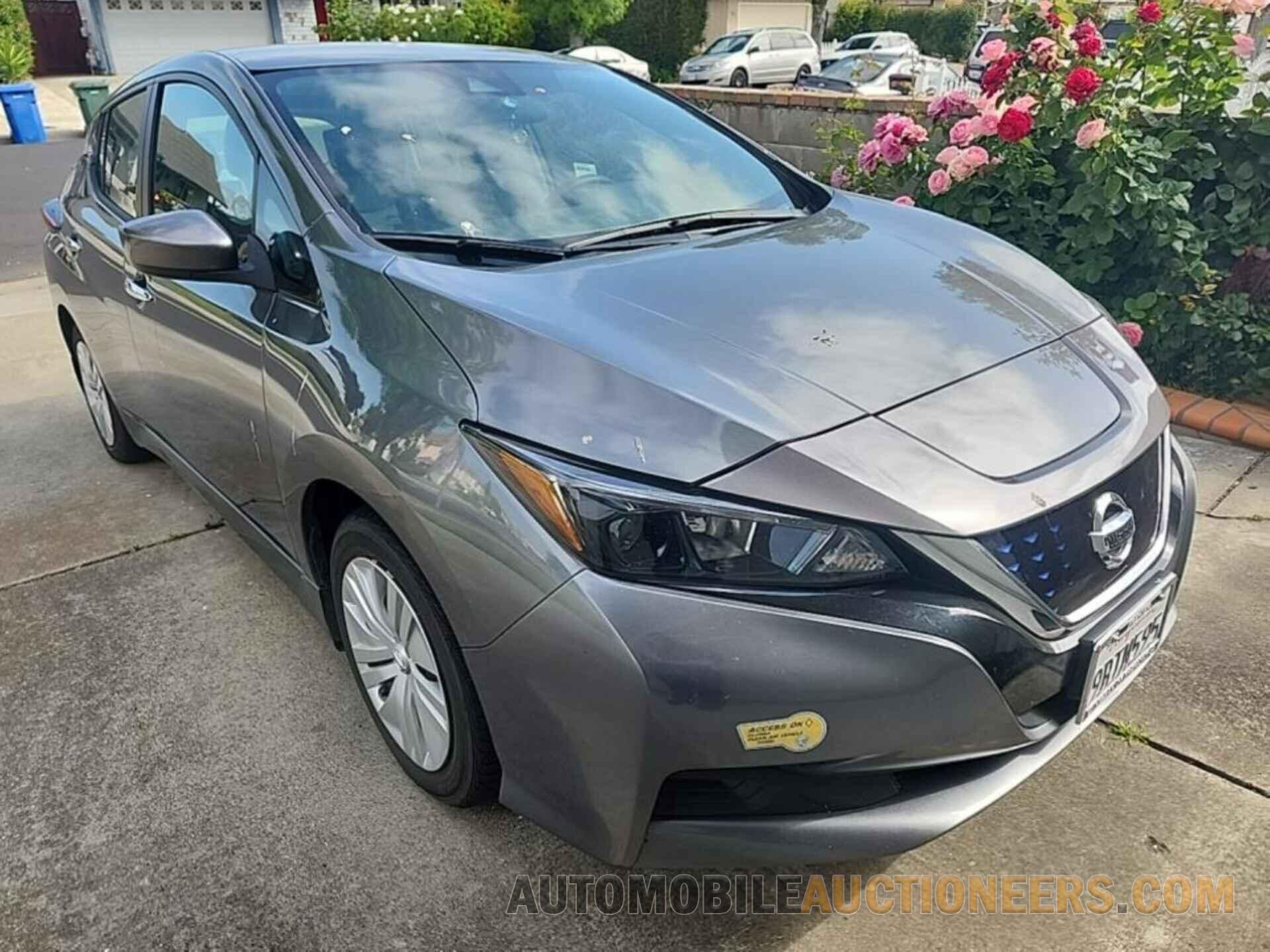 1N4AZ1BV6NC562733 NISSAN LEAF 2022