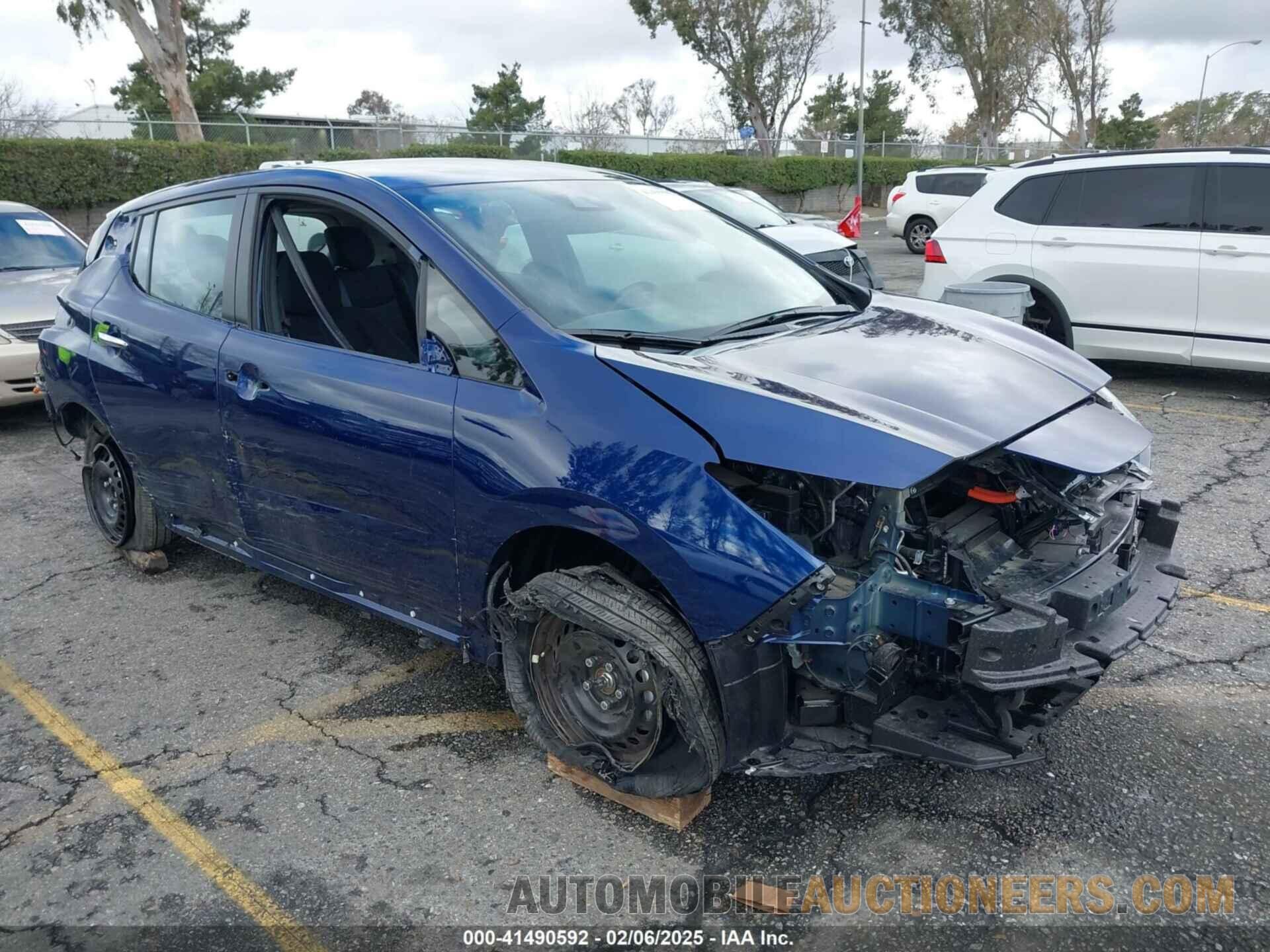 1N4AZ1BV6SC558869 NISSAN LEAF 2025