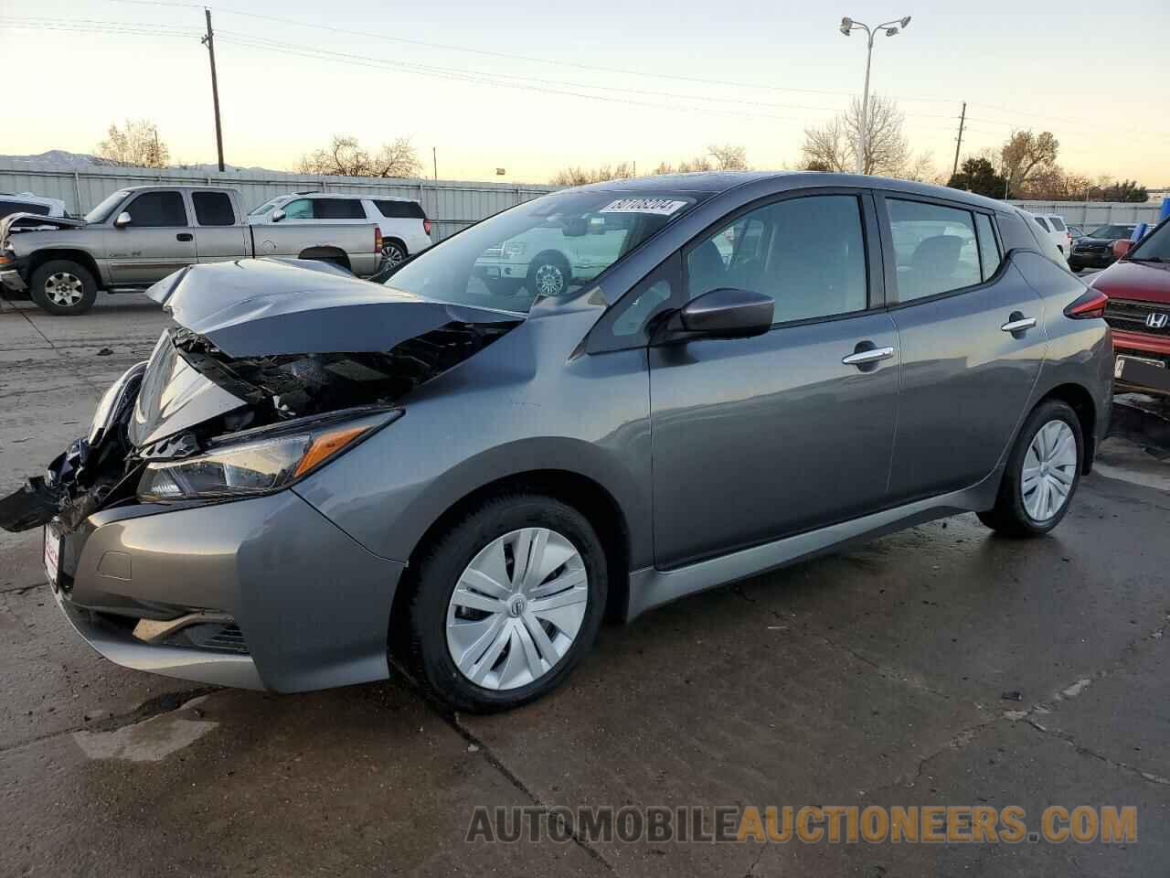 1N4AZ1BVXSC562861 NISSAN LEAF 2025