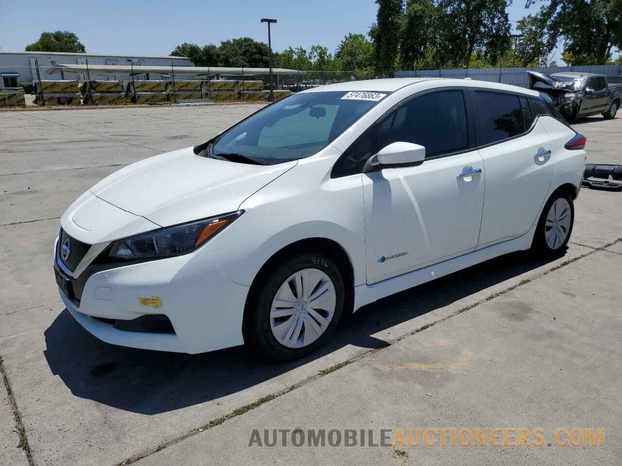 1N4AZ1CP0JC300555 NISSAN LEAF 2018