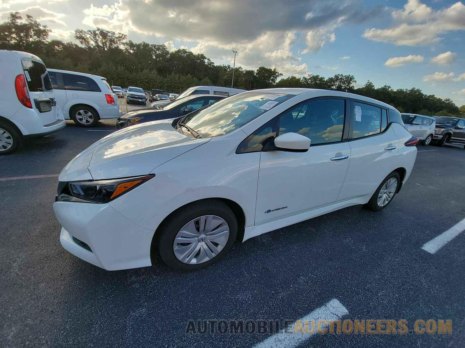 1N4AZ1CP0JC305870 Nissan LEAF 2018