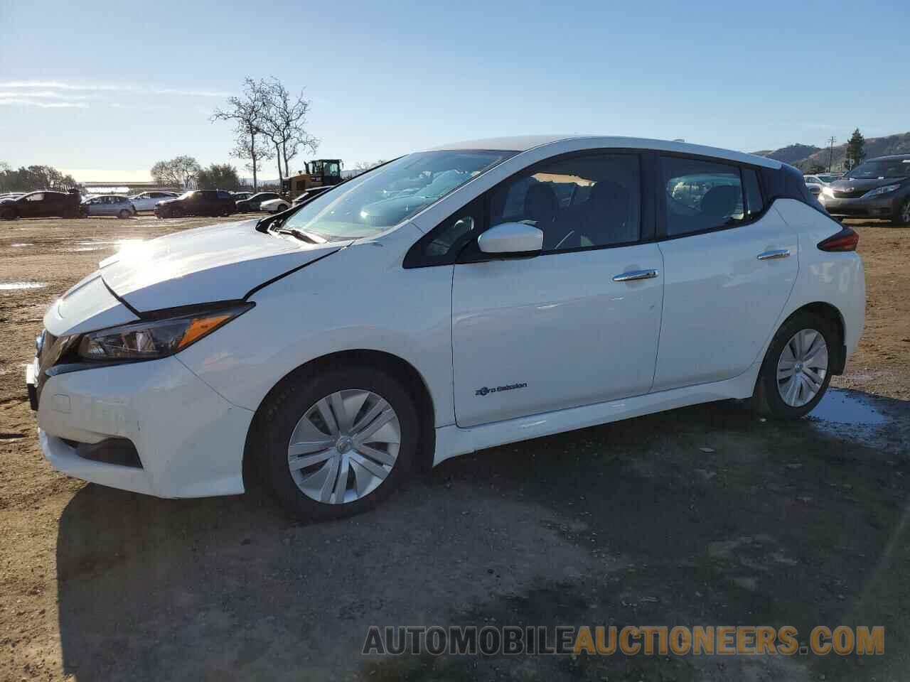 1N4AZ1CP8JC310654 NISSAN LEAF 2018