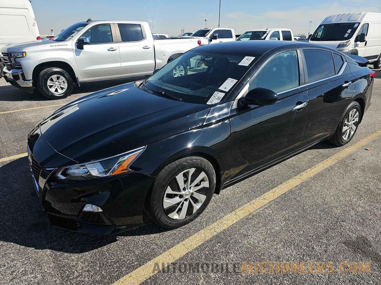 1N4BL4BV0KC143764 Nissan Altima 2019