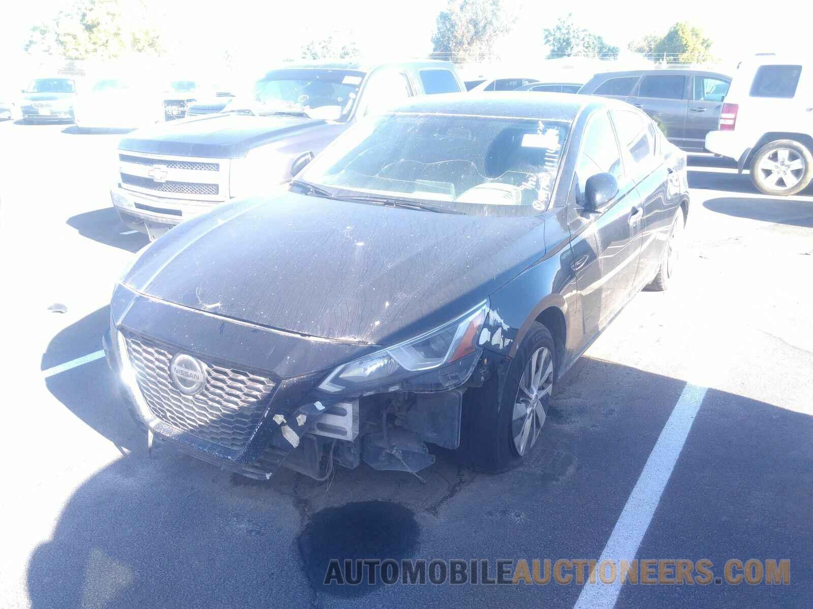 1N4BL4BV5KC111148 Nissan Altima 2019