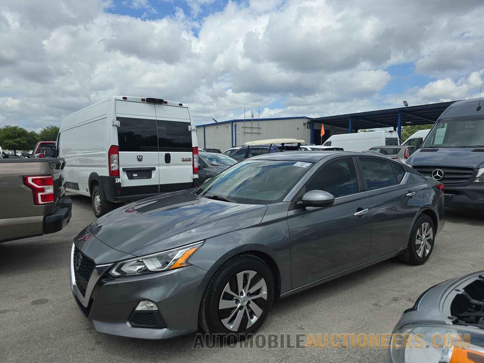 1N4BL4BV8KC228237 Nissan Altima 2019