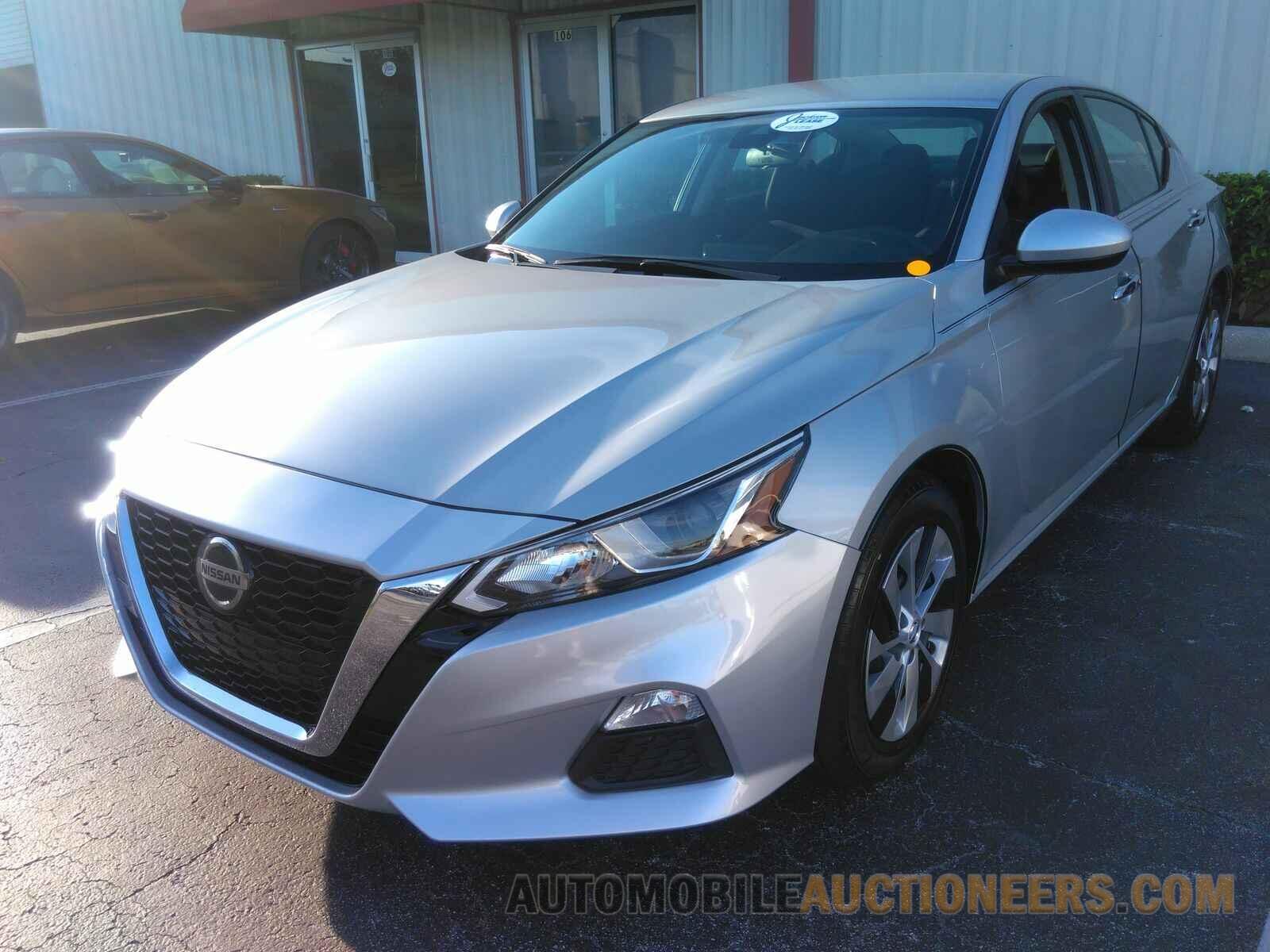 1N4BL4BV8MN359823 Nissan Altima 2021