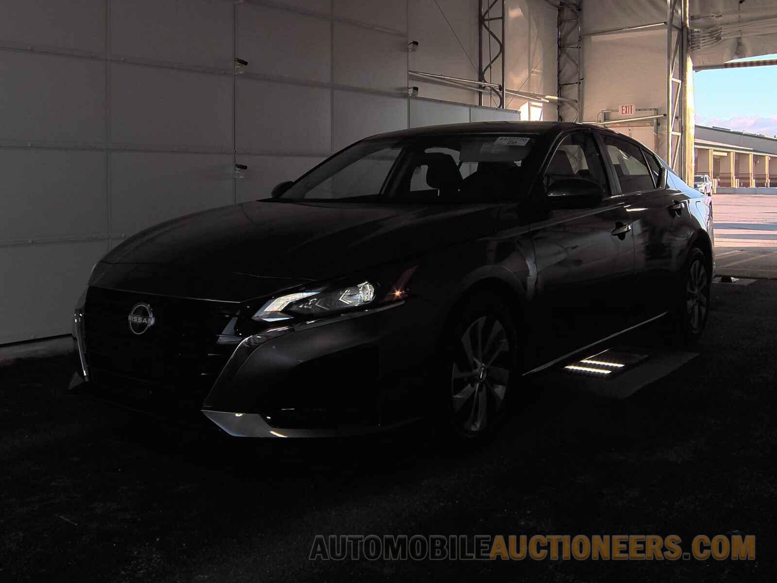 1N4BL4BV8PN357140 Nissan Altima 2023