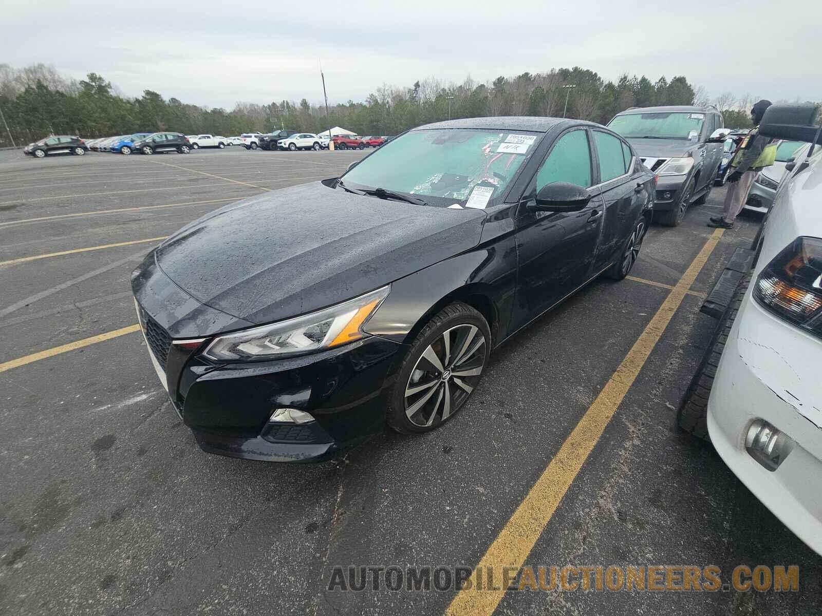 1N4BL4CV8MN366561 Nissan Altima 2021