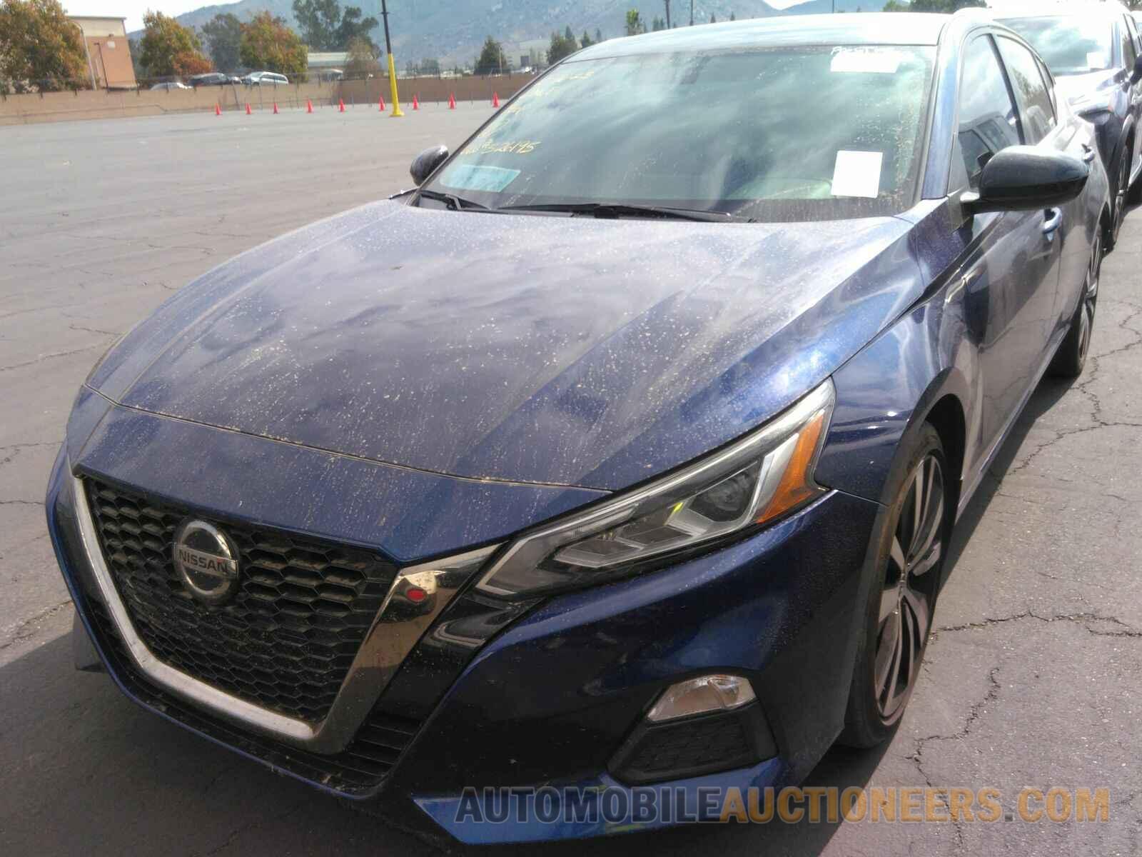 1N4BL4CWXKN326195 Nissan Altima 2019