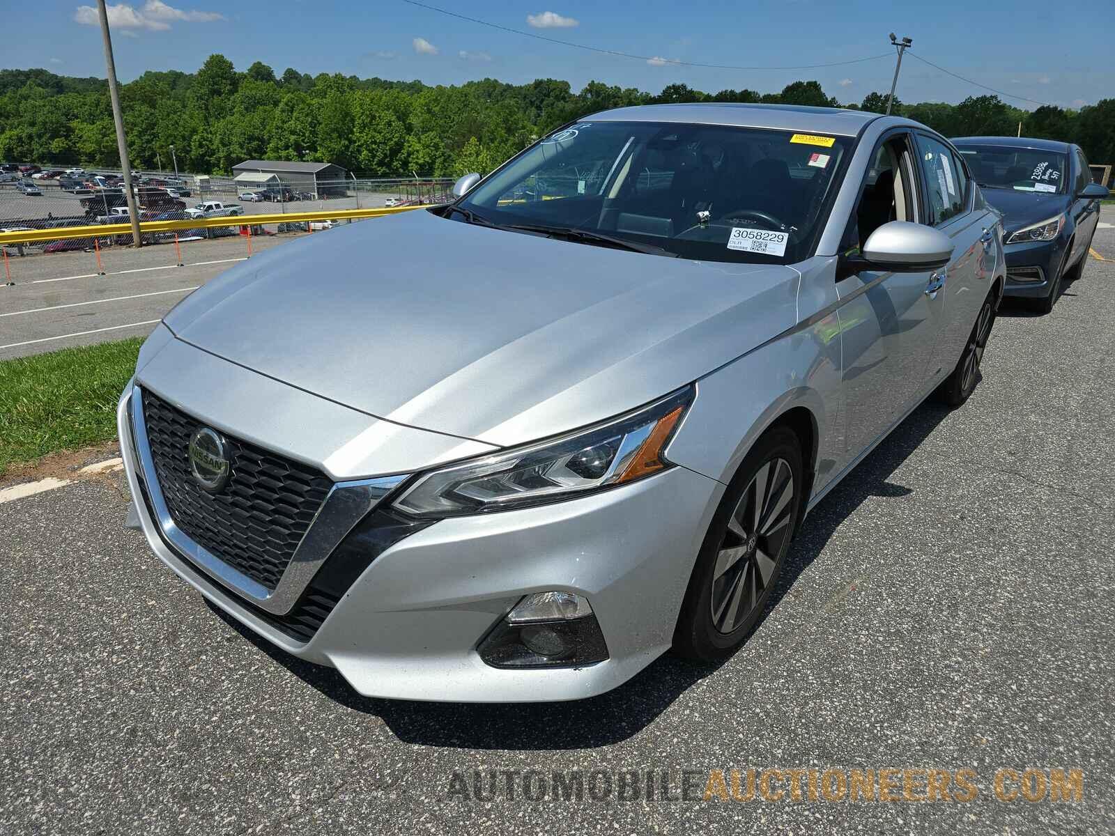 1N4BL4DV2KC131404 Nissan Altima 2019