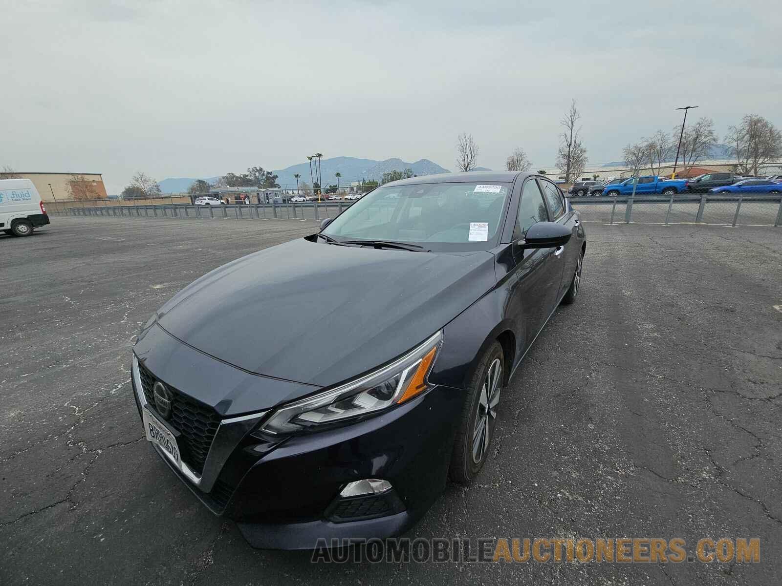 1N4BL4DV2MN350600 Nissan Altima 2021