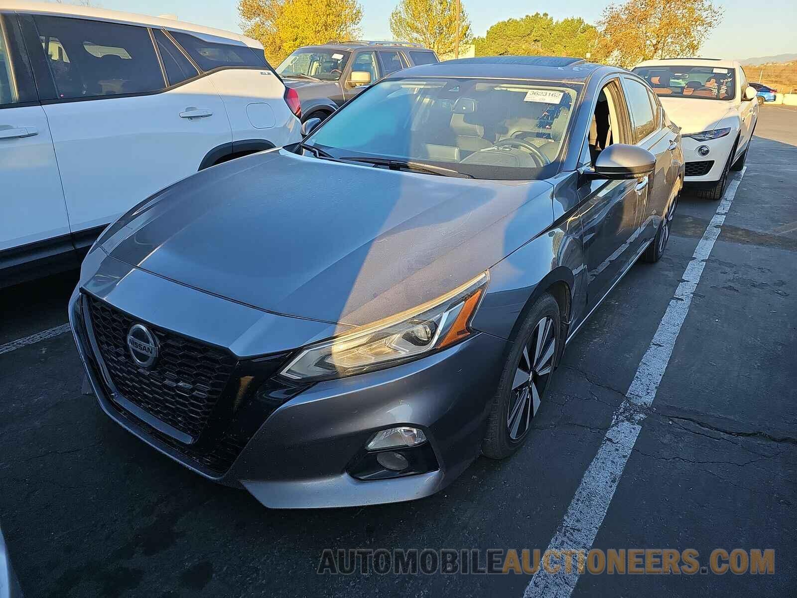 1N4BL4DV3KN310829 Nissan Altima 2019