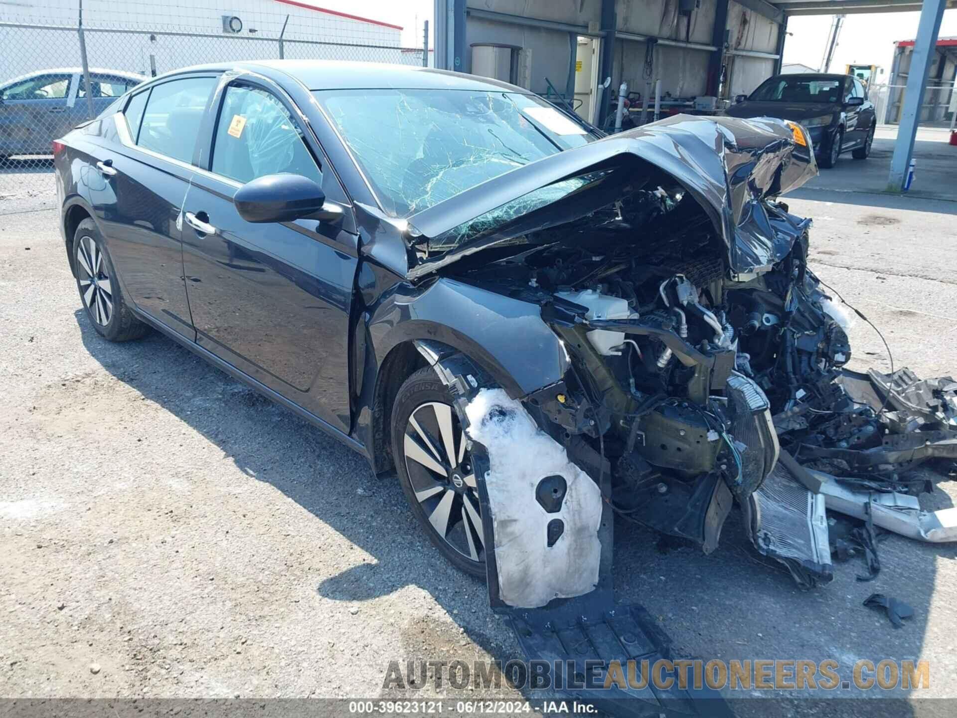 1N4BL4DV3MN317556 NISSAN ALTIMA 2021