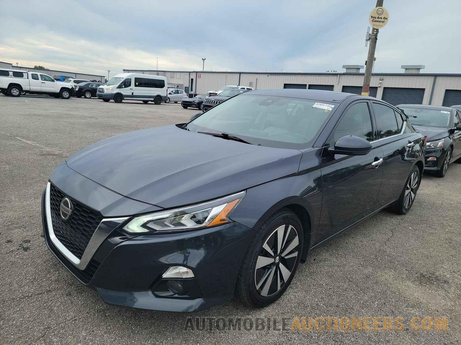 1N4BL4DVXKC118058 Nissan Altima 2019