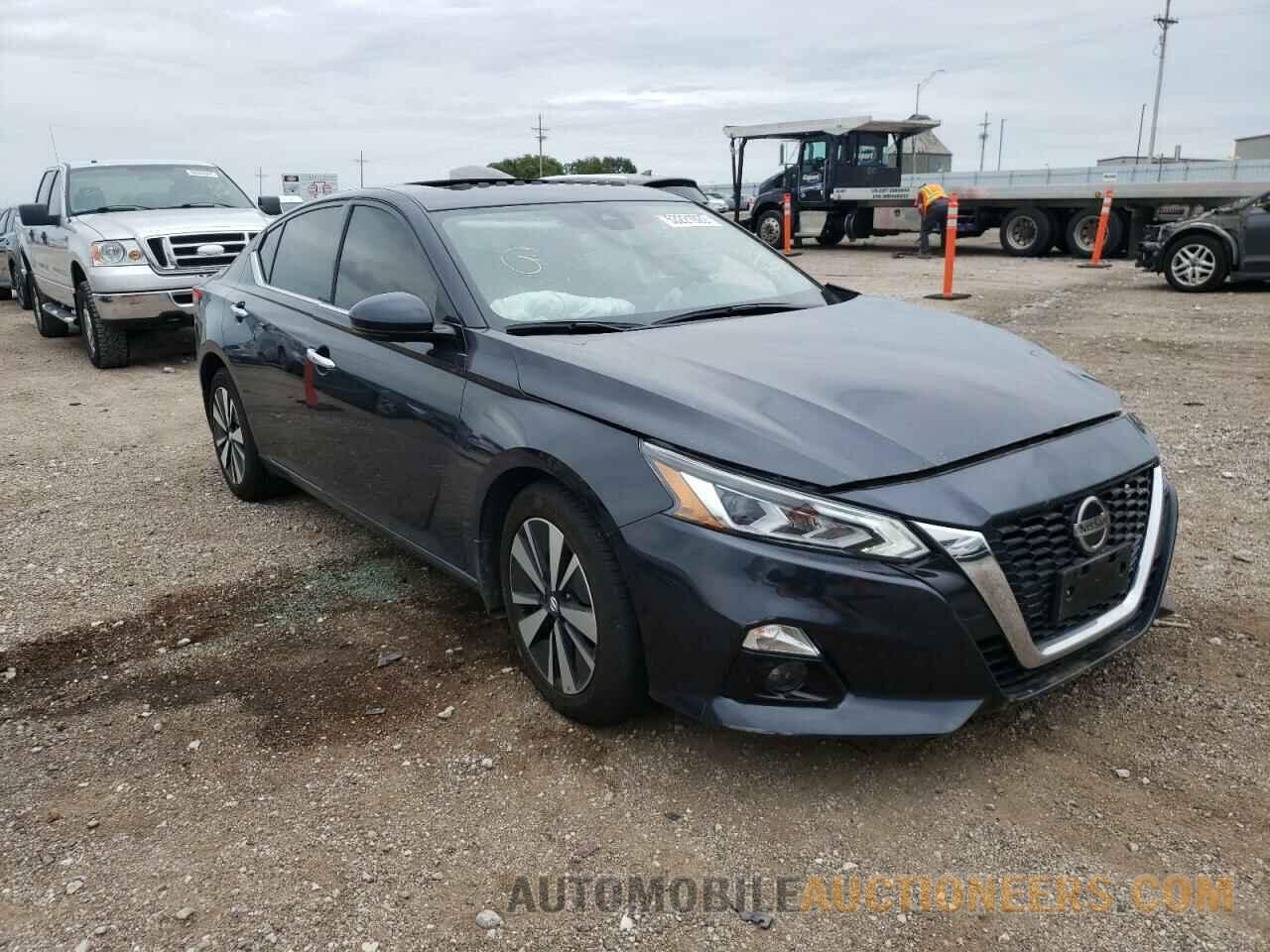 1N4BL4DW9KN302890 NISSAN ALTIMA 2019