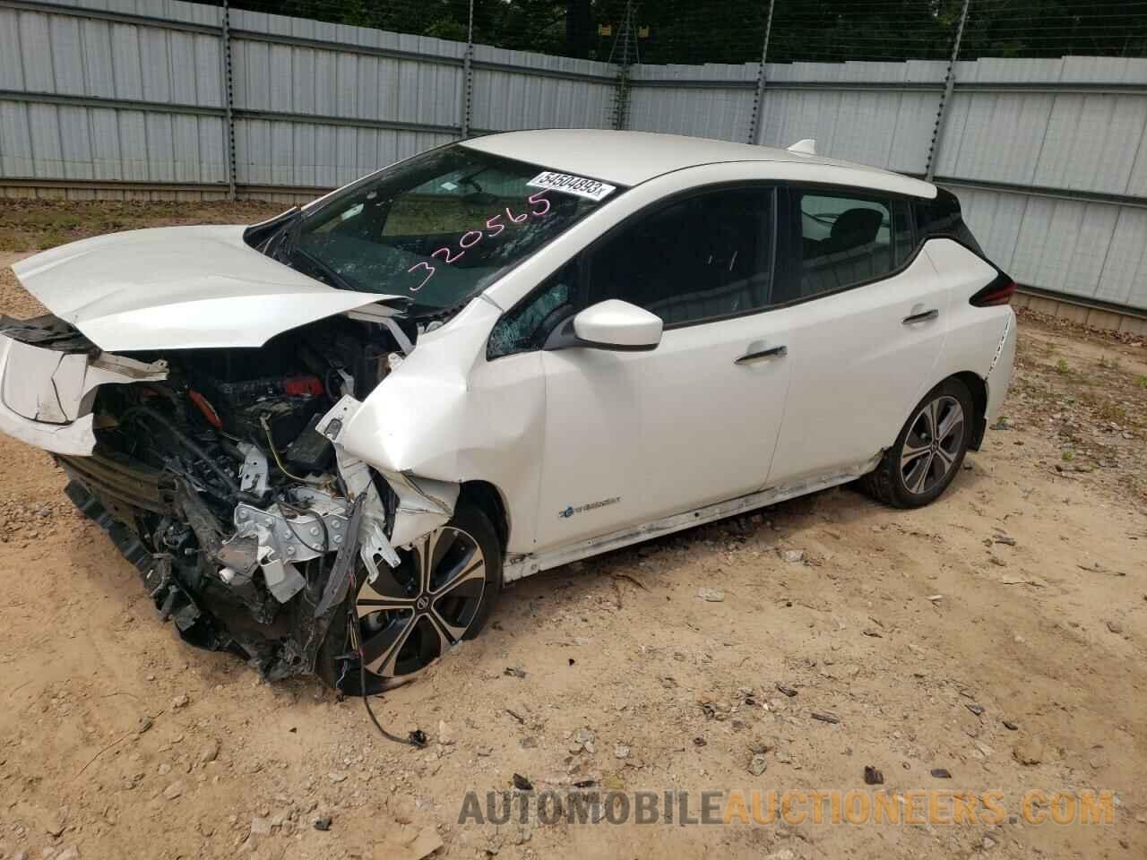 1N4BZ1CP7KC320565 NISSAN LEAF 2019