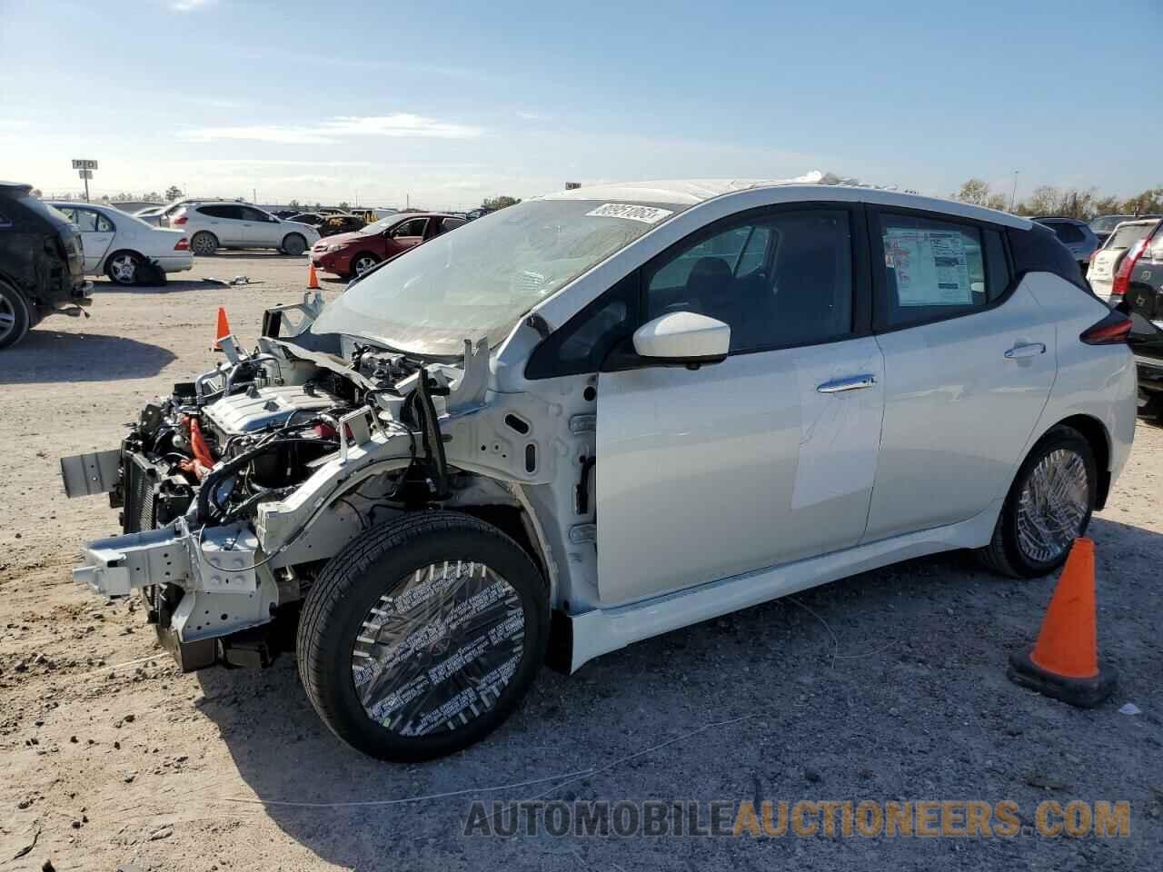 1N4CZ1CV2RC553038 NISSAN LEAF 2024