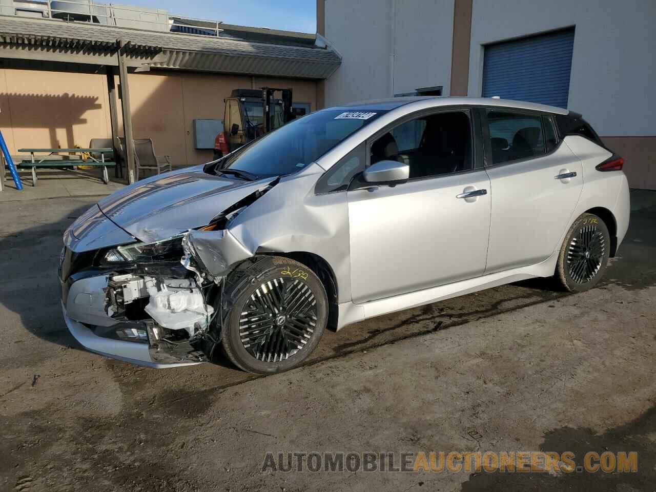 1N4CZ1CV9PC560789 NISSAN LEAF 2023