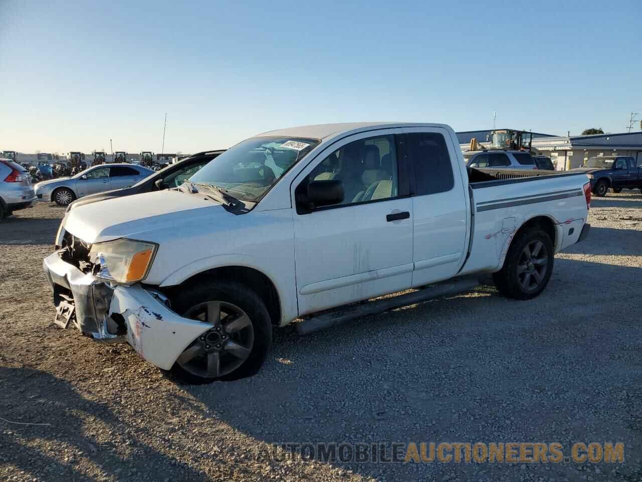 1N6AA0CH4CN329369 NISSAN TITAN 2012