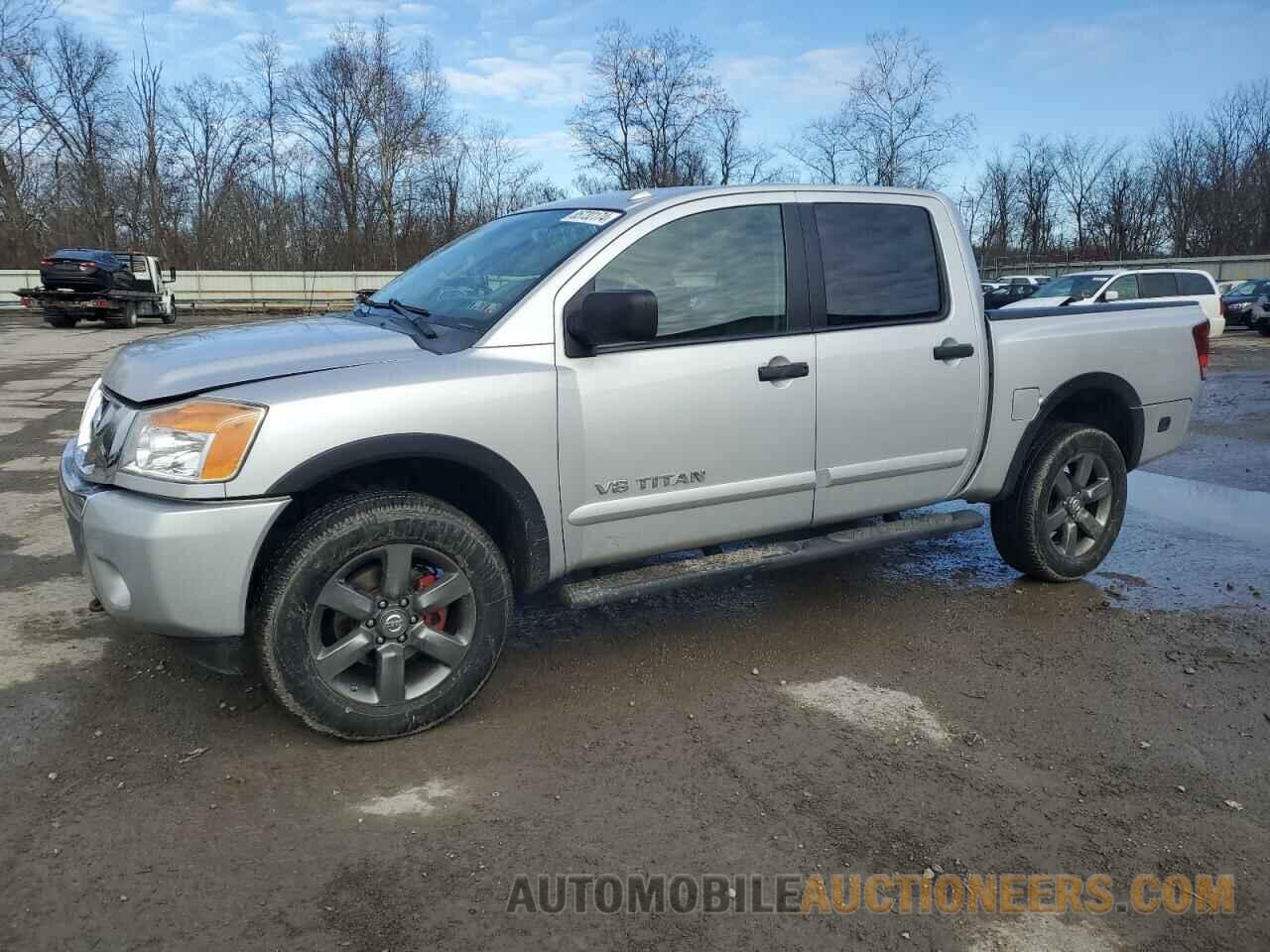 1N6AA0EC1FN512072 NISSAN TITAN 2015