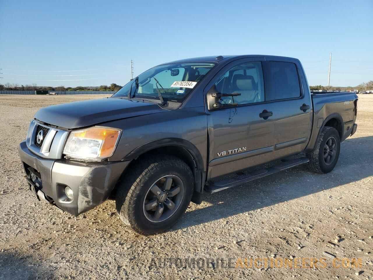 1N6AA0EC3DN314882 NISSAN TITAN 2013