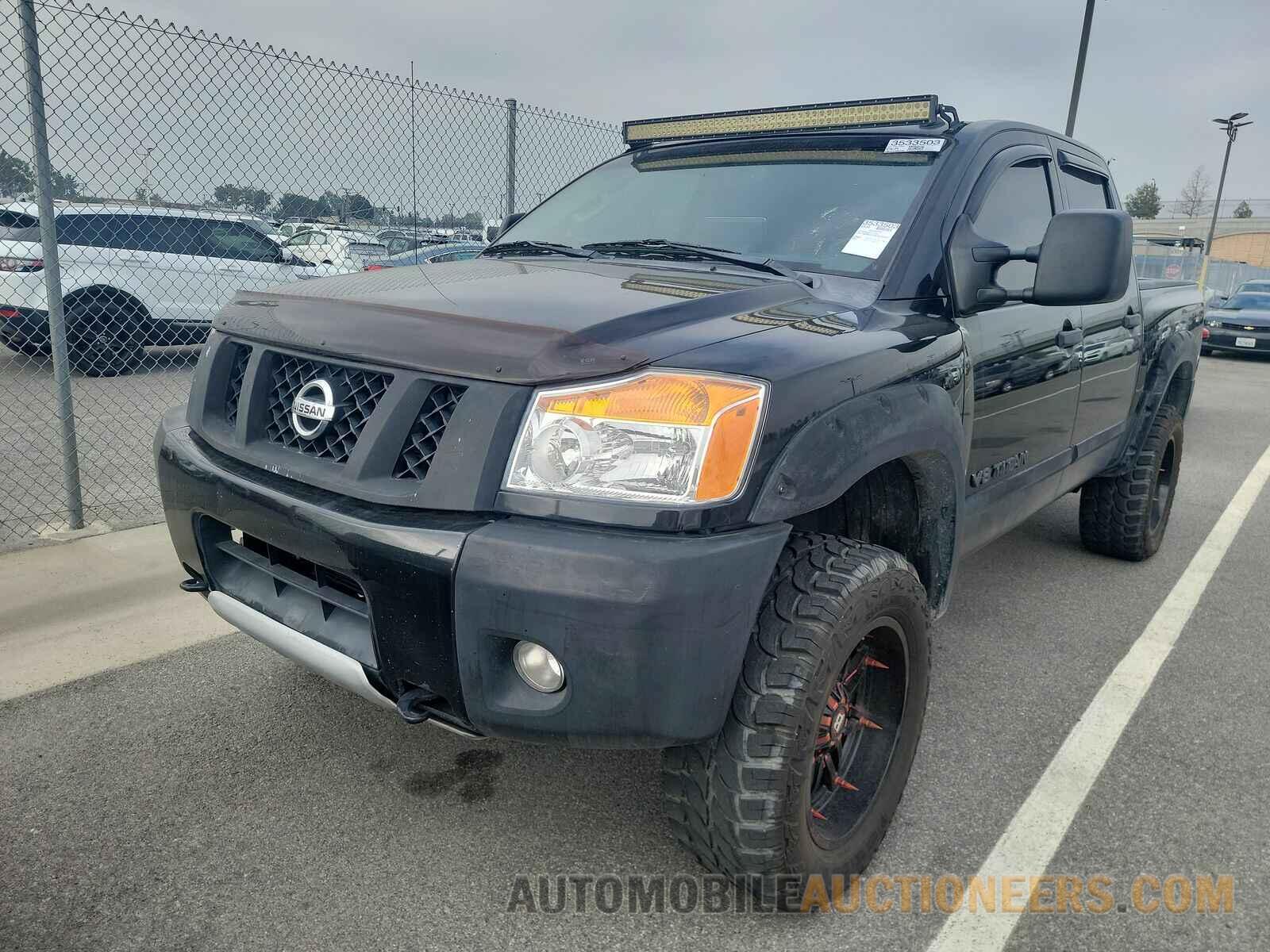 1N6AA0EC8FN500890 Nissan TITAN 2015