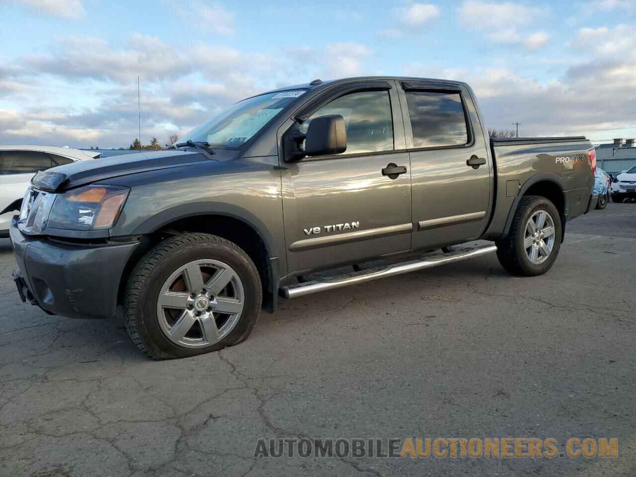 1N6AA0ECXBN307411 NISSAN TITAN 2011