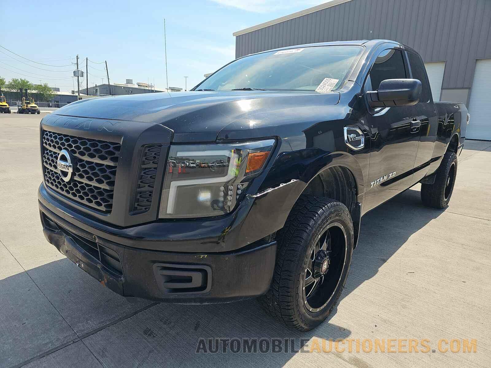 1N6AA1C37JN502048 Nissan TITAN XD 2018