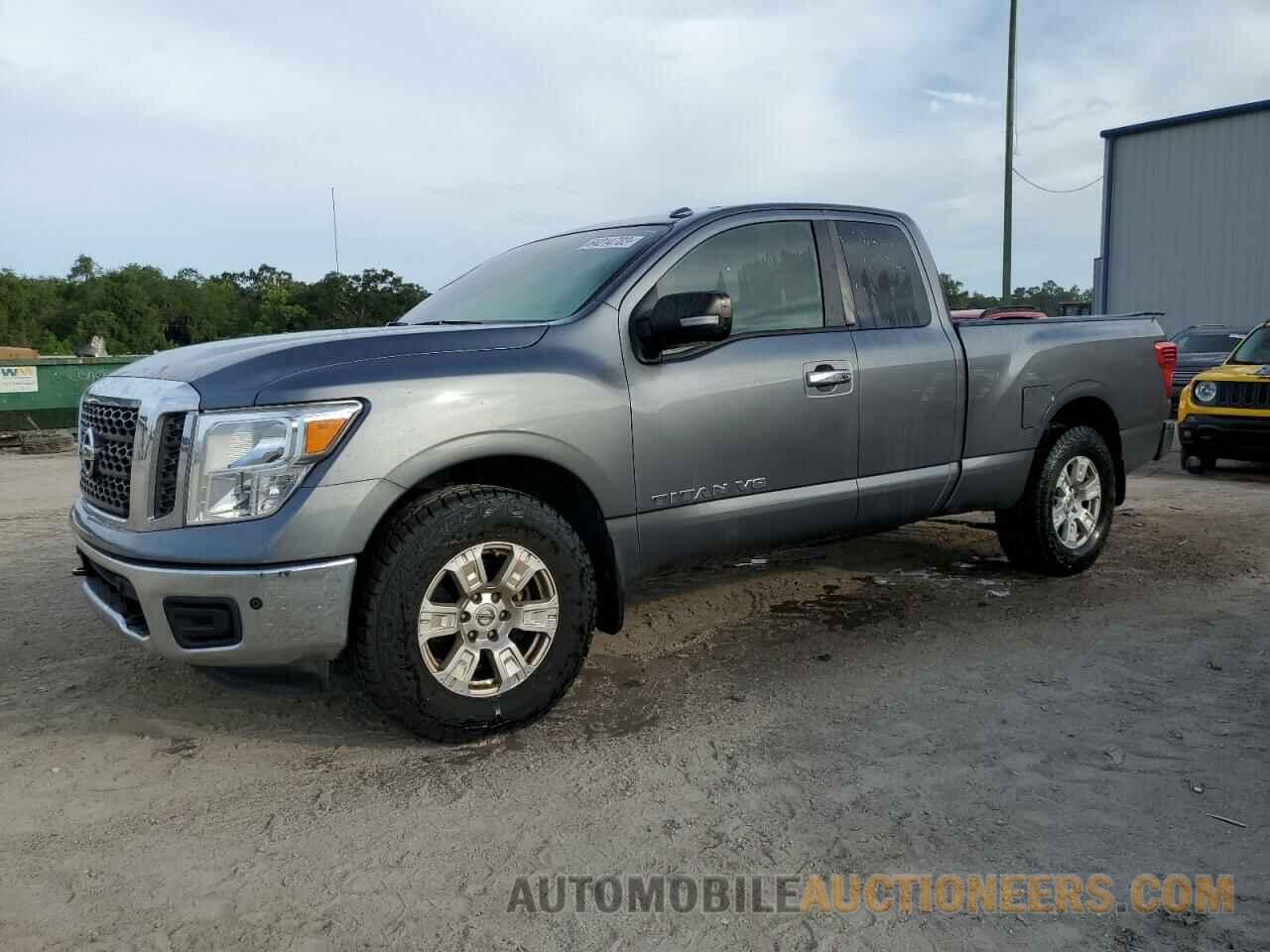 1N6AA1C52JN506235 NISSAN TITAN 2018